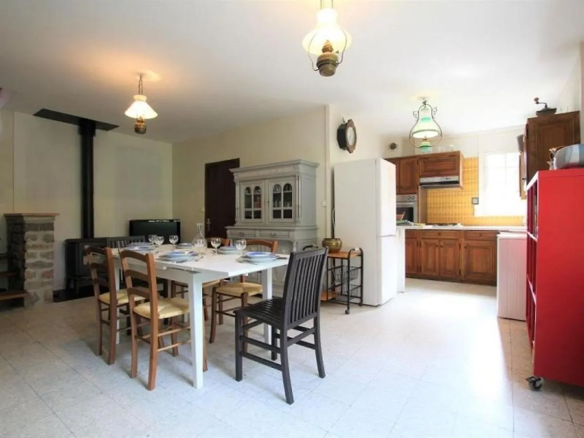 Maison Familiale Avec Terrasse, Grand Terrain Et Proche De La Riviere - Alleyras, 6 Pers. - Fr-1-582-244