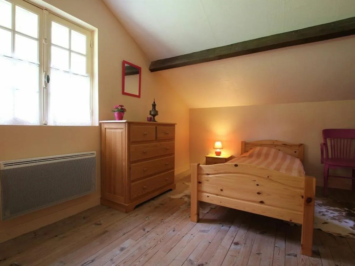Maison Familiale Avec Terrasse, Grand Terrain Et Proche De La Riviere - Alleyras, 6 Pers. - Fr-1-582-244 Holiday home Alleyras