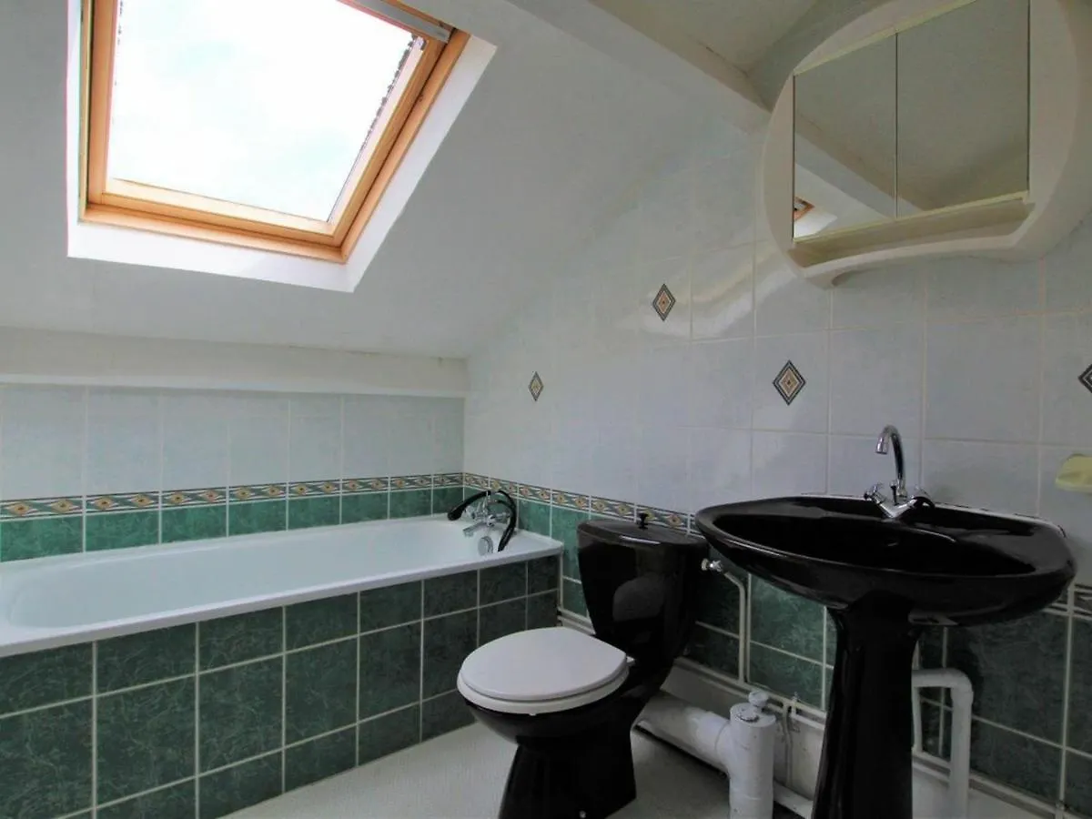 Maison Familiale Avec Terrasse, Grand Terrain Et Proche De La Riviere - Alleyras, 6 Pers. - Fr-1-582-244 Alleyras