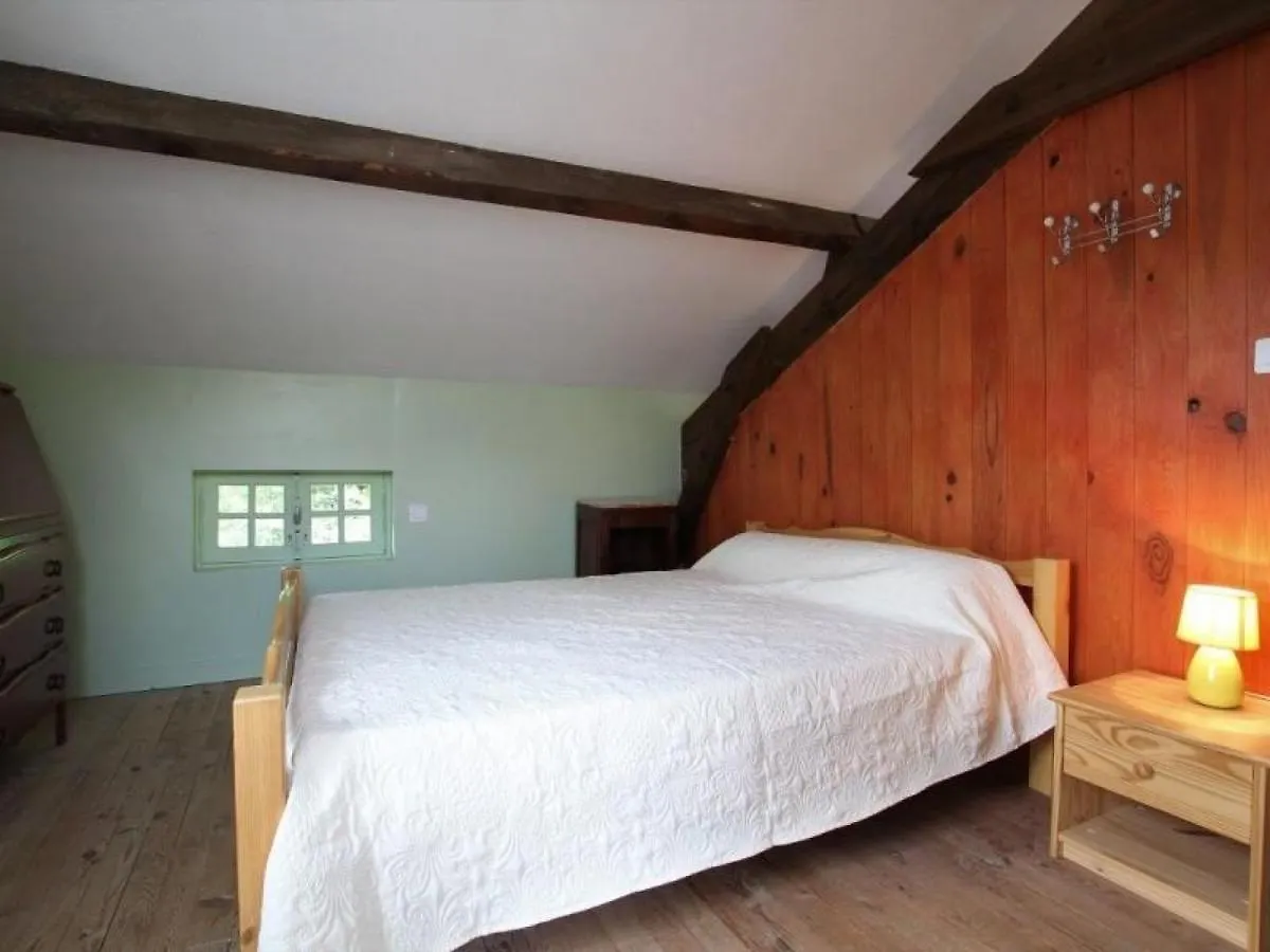 Holiday home Maison Familiale Avec Terrasse, Grand Terrain Et Proche De La Riviere - Alleyras, 6 Pers. - Fr-1-582-244